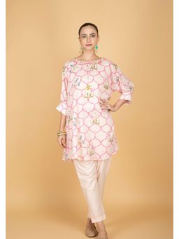 Tanu Malhotra - Nude Pink Kurta with Pant