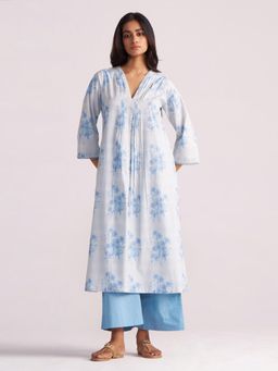 Ganga Fashions - Cream and Dusty Blue Hand-Print Cotton Kurta with Pant (Set of 2)