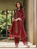 Red color option, Sold out, Currently selected