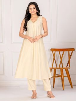 WEAVLLITE - Cream Roman Silk Solid Kurta with Pant (Set of 2)