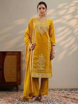 Libas - Embroidered Velvet Kurta with Pant and Dupatta (3XL)