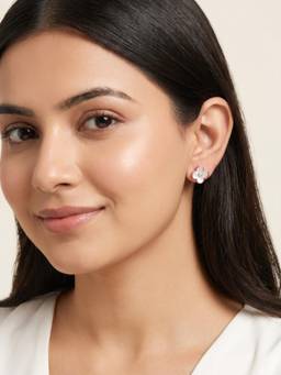 925 SILLER - Four-Leaf Pearl Stud