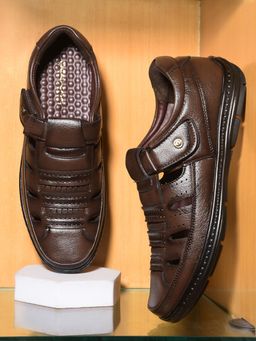 LIBERTY - Healers Erl-19 Casual Brown Sandal