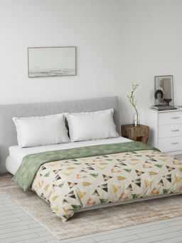 Ddecor Live Beautiful - Cotton Geometric 80 GSM Summer Reversible Double Dohar - Green (Queen)