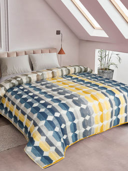 Rosara Home - Blue Geometric Cotton Reversible Quilted Ac Comforter