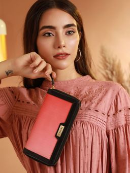 Priyaasi - Peach Ombre Solid Chain Wallet