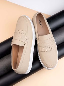 Styli - Men Suede Casual Fringed Slip On Cream Loafers