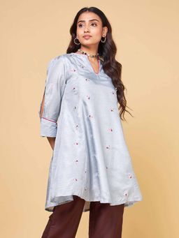 SAAKI - Inaara Grey Ditsy Floral Embroidered Kurti