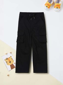 max - Boys Black Solid Cargos