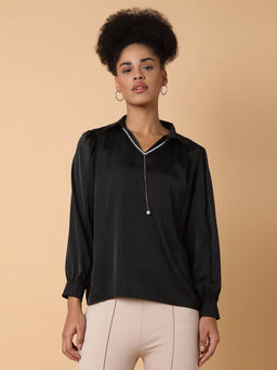 SHOWOFF - Womens Shirt Collar Solid Boxy Black Top with Neck Chain (Set of 2)