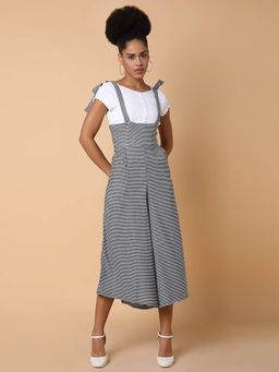 SHOWOFF - Womens Self Design Black Capri Dungarees