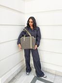 Olive color option, Currently selected