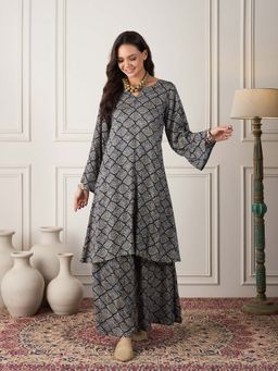 InWeave - Grey Printed Kurta and Palazzo (Set of 2)