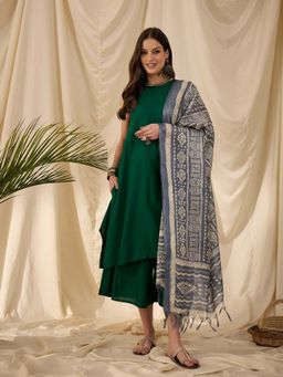 InWeave - Green Solid Kurta and Palazzo with Dupatta (Set of 3)
