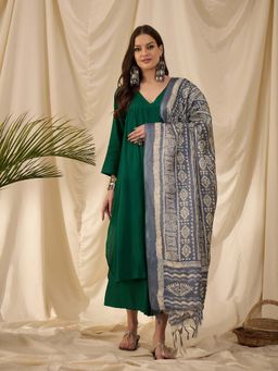 InWeave - Green Solid Kurta and Palazzo with Dupatta (Set of 3)