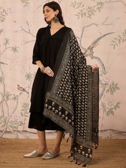 InWeave - Black Solid Kurta and Palazzo with Dupatta (Set of 3)