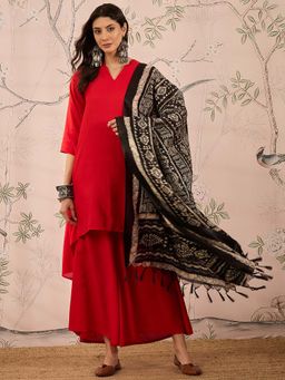 InWeave - Red Solid Kurta and Palazzo with Dupatta (Set of 3)