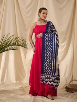 InWeave - Pink Solid Kurta and Palazzo with Dupatta (Set of 3)