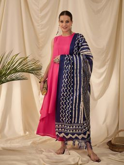 InWeave - Pink Solid Kurta and Palazzo with Dupatta (Set of 3)