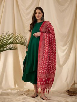 InWeave - Green Solid Kurta and Palazzo with Dupatta (Set of 3)
