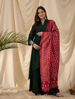 InWeave - Green Solid Kurta and Palazzo with Dupatta (Set of 3)