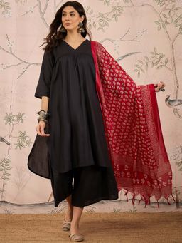 InWeave - Black Solid Kurta and Palazzo with Dupatta (Set of 3)