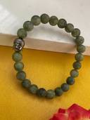 Olive color option, Currently selected