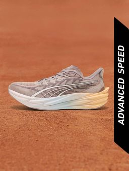 Puma - Men Beige Deviate NITRO 4 Running Shoes