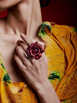 MISS JO - Vintage Rose Garden Silver Cocktail Ring In Red with White Stones Size