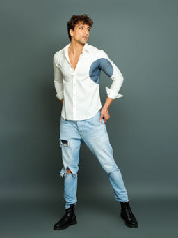 Echke - Off White Shirt with Denim Round Patch on Side and Sleeve