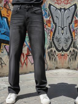 RIGO - Men Black Solid Relaxed Fit Jeans