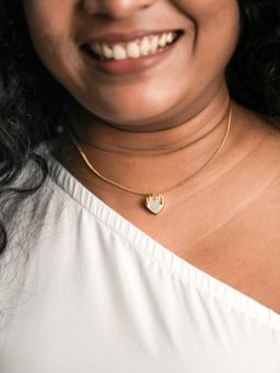 Ethnic Andaz - Melting Heart Mother of Pearl Neckchain- Gold