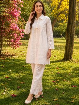 GULABI DORI - WHITE MUL COTTON EMBROIDERD CO-ORD SET