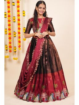 Fabcartz - Black Semi-Stitch Lehenga with Unstitch Blouse & Dupatta