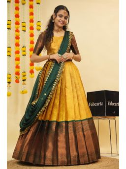 Fabcartz - Yellow Semi-Stitch Lehenga with Unstitch Blouse & Dupatta