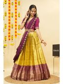 Yellow color option, Currently selected