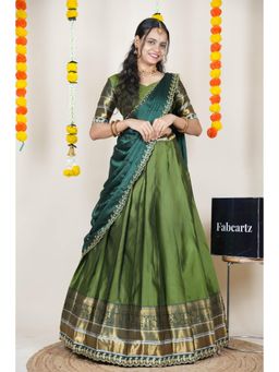 Fabcartz - Green Semi-Stitch Lehenga with Unstitch Blouse & Dupatta