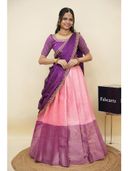 Pink color option, Currently selected