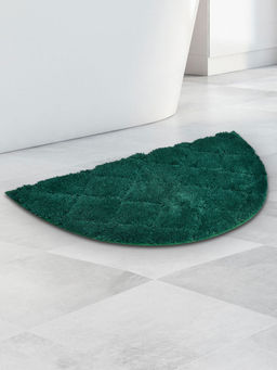 At Home by Nilkamal - Diamond D Shaped Polyester 16 x 31 Anti Skid Bath Mat (Green)