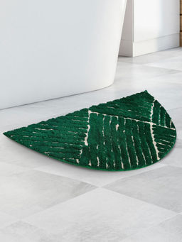 At Home by Nilkamal - Abstract D Shaped Polyester 16 x 31 Anti Skid Bath Mat (Green)