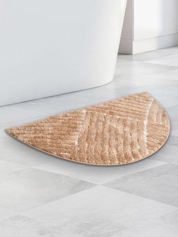 At Home by Nilkamal - Abstract D Shaped Polyester 16 x 31 Anti Skid Bath Mat (Brown)