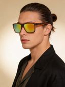 Yellow color option