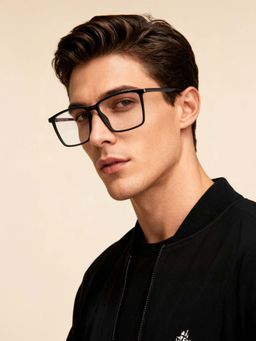 Police - Eyewear For Men With Black Polycarbonate Frame (Size 56)