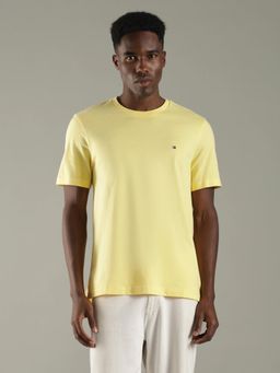 Tommy Hilfiger - Men Yellow Solid Regular Fit Cotton T-Shirt