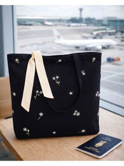 MasQ - Mini Daisy Black Floral Embroidered Tote Bag