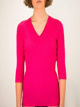La Rose - Pink V-Neck Pullover