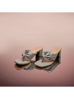 SCENTRA - Solid Grey Sandals