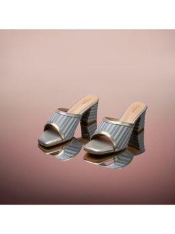 SCENTRA - Spain Patterned Blue Block Sandals