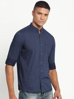 Turtle - Men Cotton Indigo Slim Fit Checkered Blue Casual Shirt