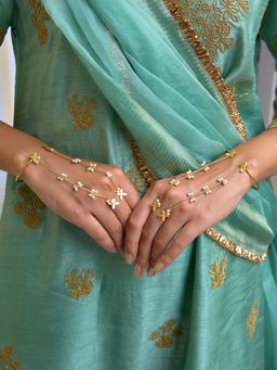 Tangerine - Noori Gold Hath Phool